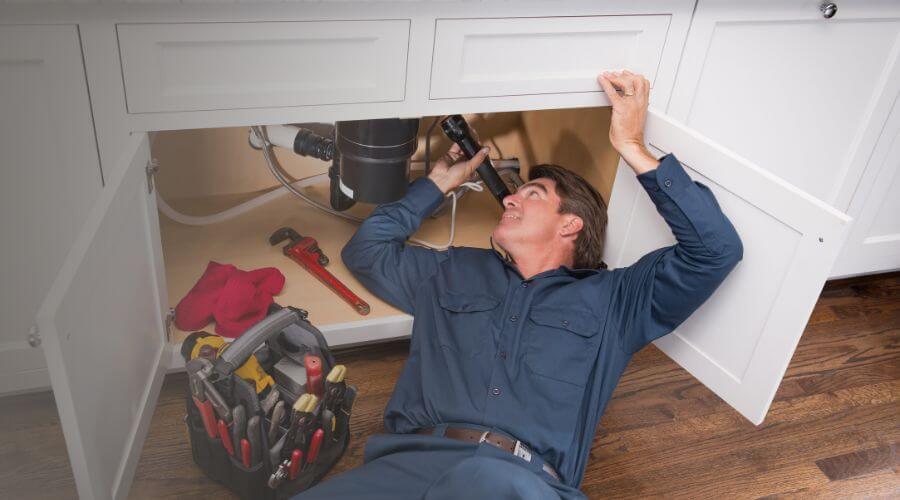 Local tankless water heater installation in Wallingford, IA